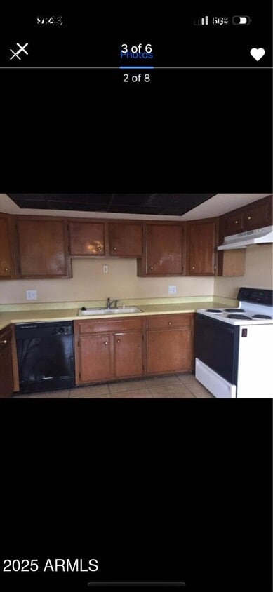 Primary Photo - 1316 E Winter Dr
