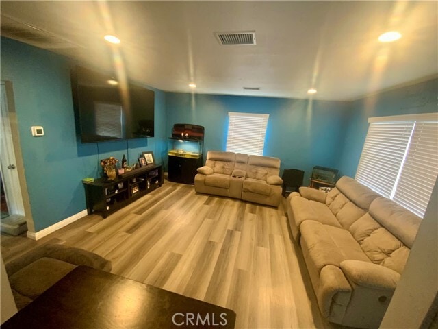 Foto del edificio - 206 E Raymond St