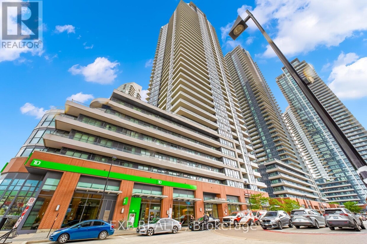 Primary Photo - 2212-2212 Lake Shore Blvd W