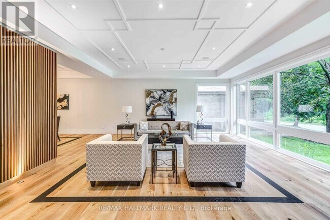 Photo du bâtiment - 31 Timberlane Dr