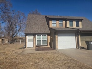 Building Photo - 47 Glenview Dr