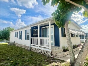 Building Photo - 817 Cape Haze Ln
