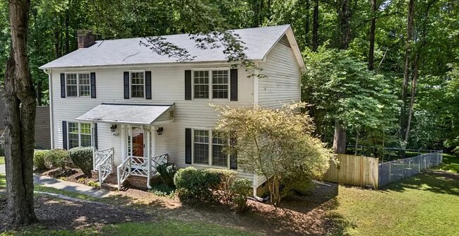 Foto del edificio - 4419 Forest Walk Dr