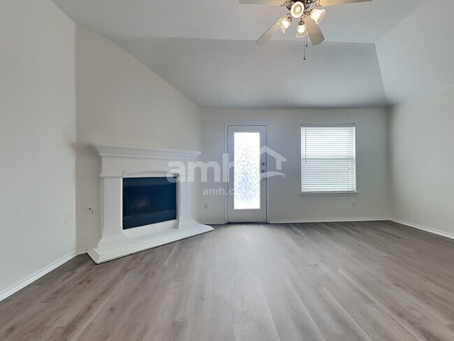 Foto del edificio - 485 Sausalito Dr