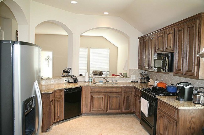 Building Photo - 868 Sierra Brook Ln