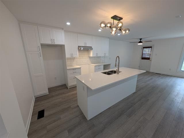 Building Photo - 13 Rue Conroy