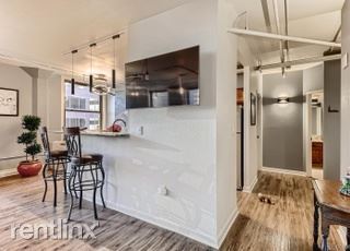 Building Photo - 2 br, 2 bath Condo - 917 W Lynwood St