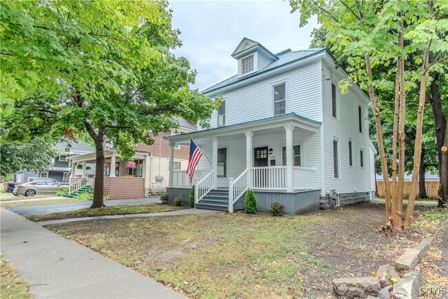 Building Photo - 115 California Ave