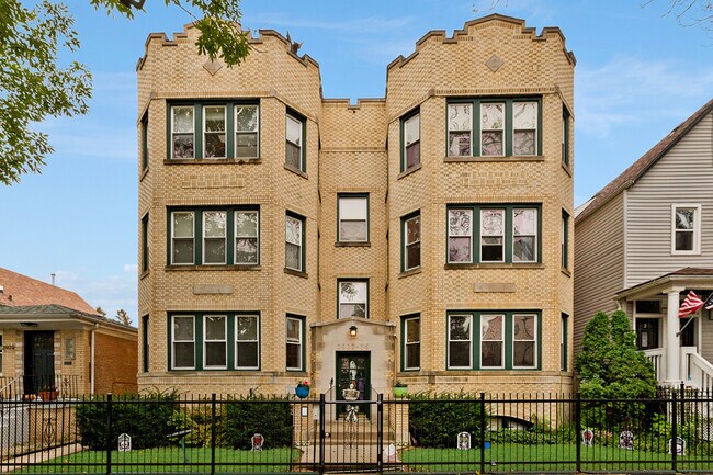 Foto del edificio - 2937 N Dawson Ave