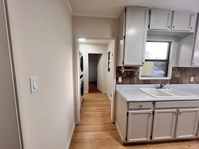 Building Photo - 26786 Clarkford St