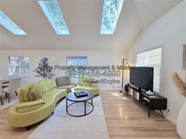 Foto del edificio - 16661 SW Lake Forest Blvd