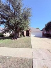 Building Photo - 1748 Hidden Brook Dr Building Photo - 1748 Hidden Brook Dr