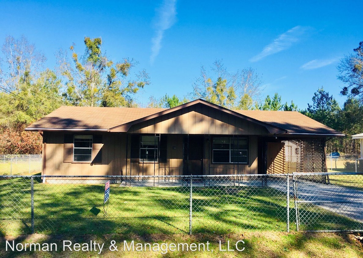 3 br, 1.5 bath House 746 Fleming Road House Rental in Hinesville, GA