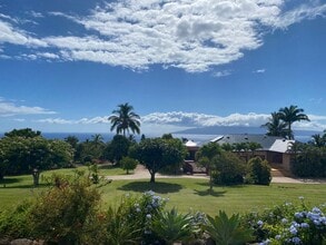 Building Photo - 9 Huapala Pl