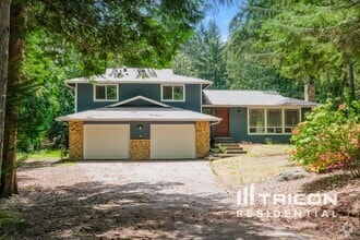 Building Photo - 6920 Royalwood Ct SE