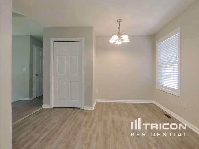 Foto del edificio - 170 Belle Ln