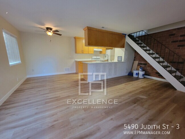 Building Photo - 5490 Judith St