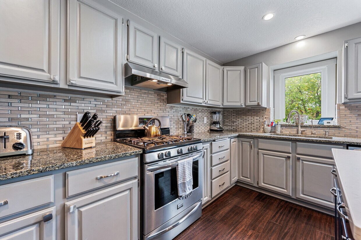 Foto principal - 781 N Hay Lake Rd