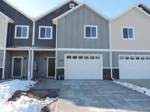 Building Photo - 1306 Fozzie Ln