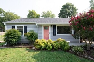 Building Photo - 2240 McClung Ave