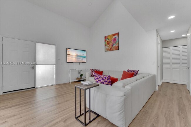 Building Photo - 20903 Leeward Ct