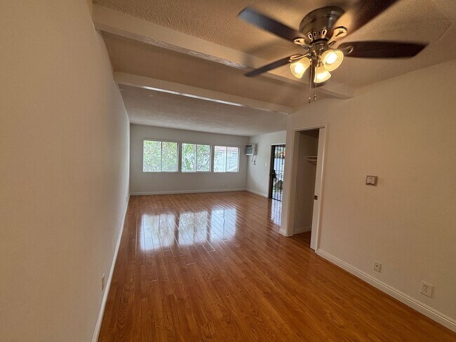 Foto del edificio - 1147 San Rafael Ave