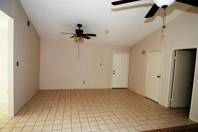 Building Photo - 7511 Harpers Glen Ln