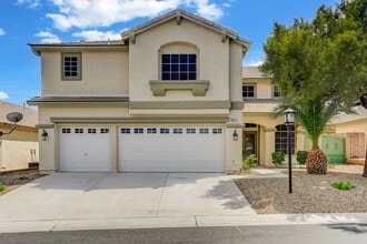 Building Photo - 8913 Arabian Filly Ave