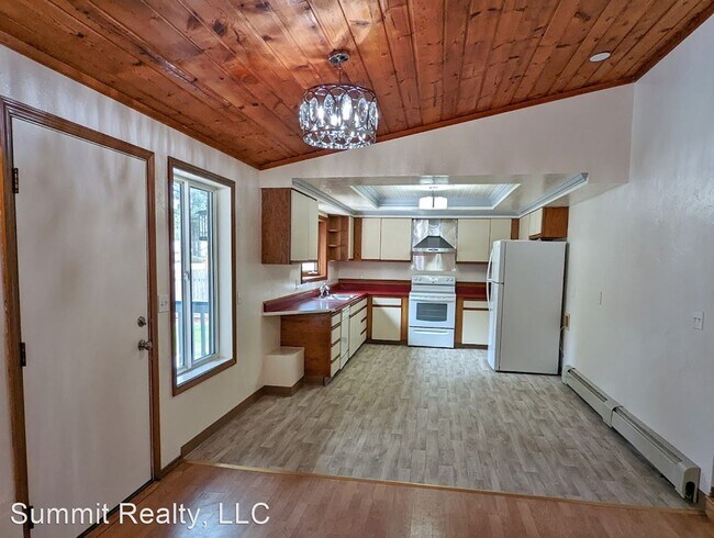 Building Photo - 4 br, 2 bath House - 4001 Mendenhall Loop LWR