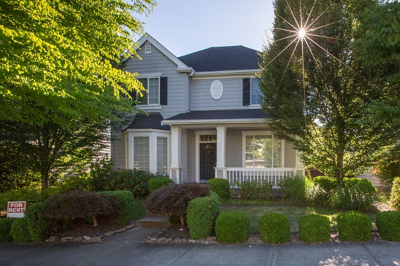 Primary Photo - 1747 12th Ave NE