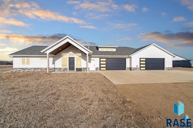 Building Photo - 47152 275th St