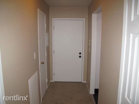 Building Photo - 15999 W 11 Mile Rd