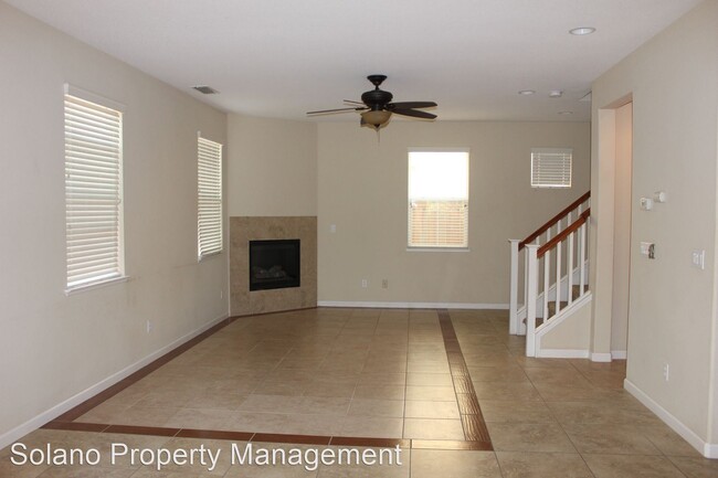 Foto del edificio - 3 br, 2.5 bath House - 846 Embassy Cir.