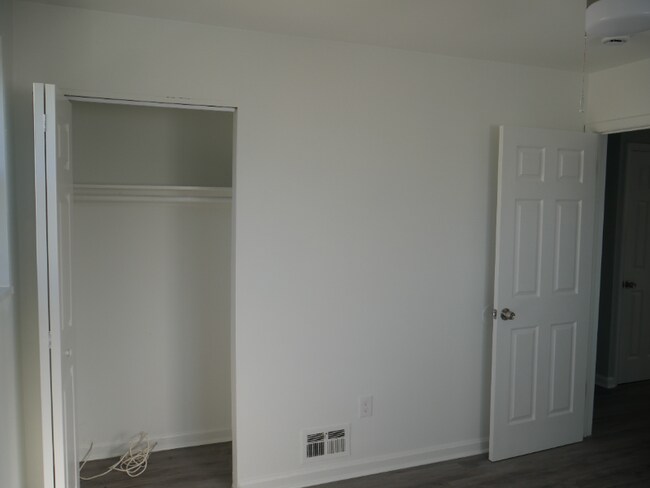 Foto del edificio - 2312 Wintergreen Ave