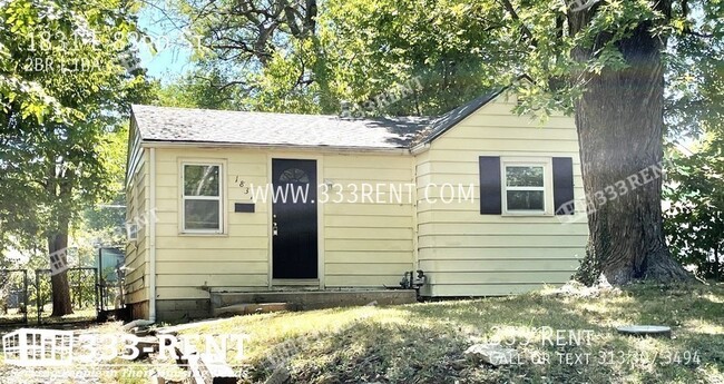 Building Photo - This homey two bedroom house is ready for ...