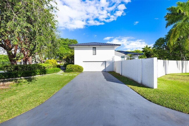 Foto del edificio - 14615 SW 77th Ct