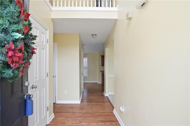 Foto del edificio - 796 Rock Ln