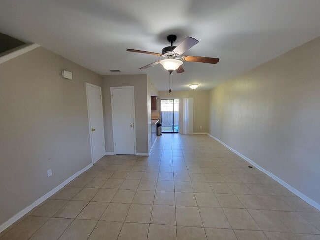 Foto del edificio - 4466 E Business Highway 98