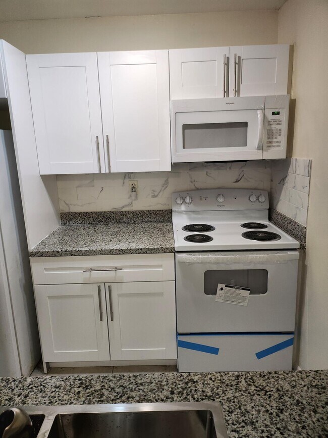 Foto del edificio - 4269 NW 89th Ave