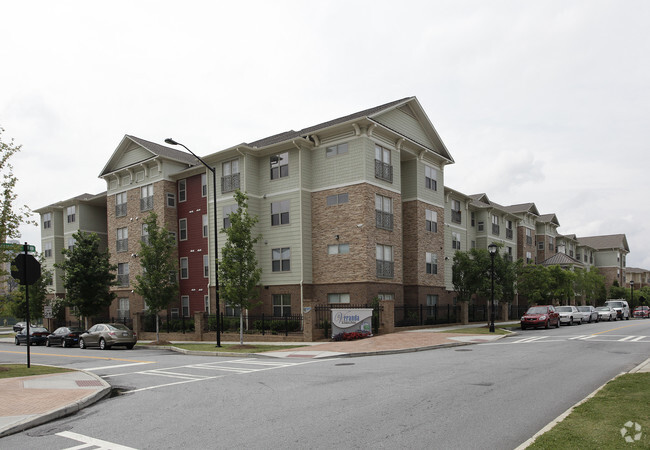 Foto del edificio - Veranda At Auburn Pointe