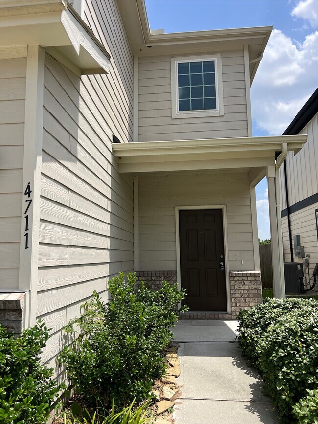 Foto del edificio - 4711 Prairie Chase Dr
