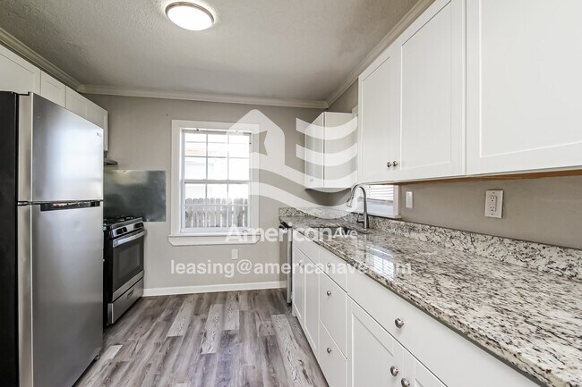 Foto del edificio - 6131 E 19th St
