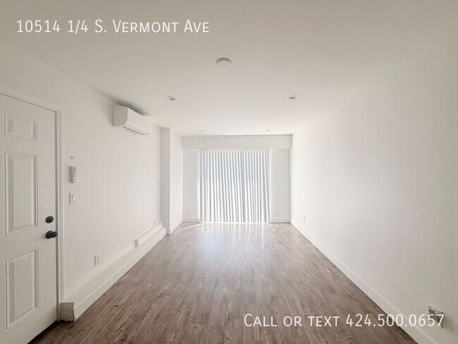 Foto del edificio - 10514 1/4 S. Vermont Ave-