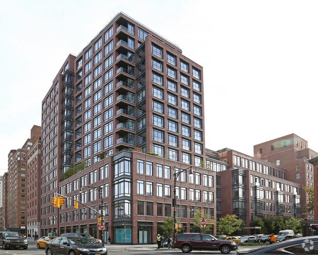 The Greenwich Lane Apartments New York, NY