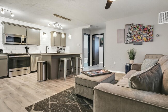 Building Photo - 67th Suites
