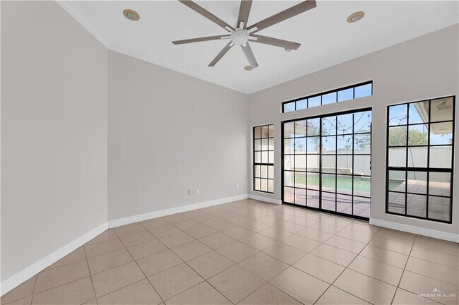 Foto del edificio - 32 S Cynthia St