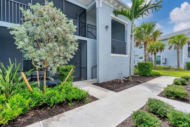 Building Photo - 14060 Heritage Landing Blvd