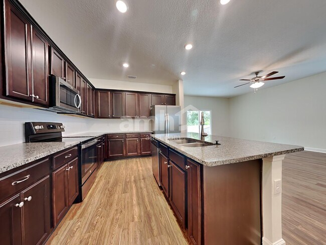 Building Photo - 1178 Tan Tara Trail