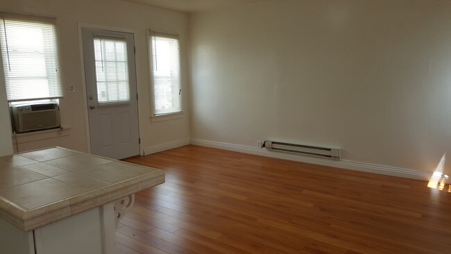 Foto del edificio - 1114-1116 1/2 Tamarind Ave