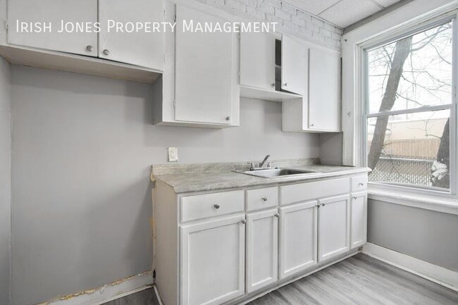 Foto del edificio - 476 Niagara St